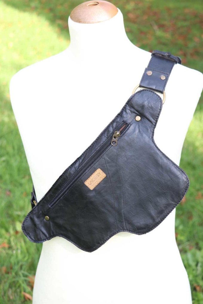 Gürteltasche aus Leder Bauchtasche Unisex Schwarz – Bild 10