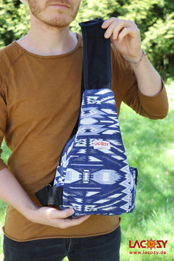 Crossbody Bag KAYA Unisex blau | weiss – Bild 5