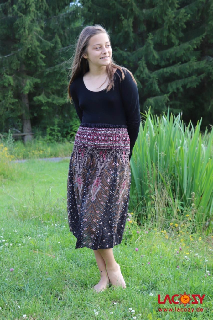 Sommerkleid und Rock mit Federn Muster Schwarz | Rot – Bild 2
