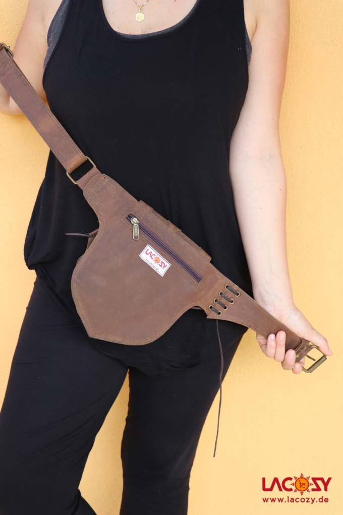 Hüfttasche SHAYA aus Leder mit Tigerauge Unisex Braun | Gold – Bild 5