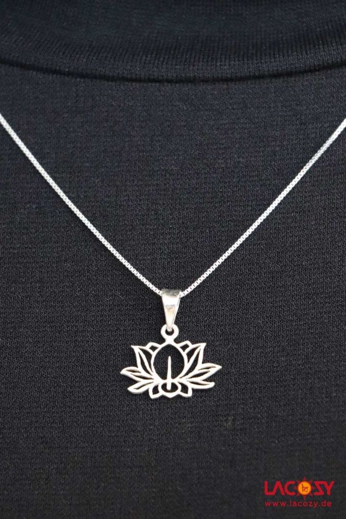 Silberkette mit LOTUS Anhänger  Silber