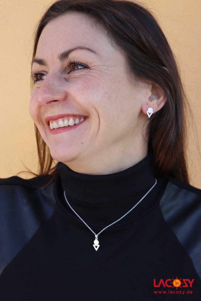 Set GEO aus Silber Ohrringen und Kette  Silber – Bild 2