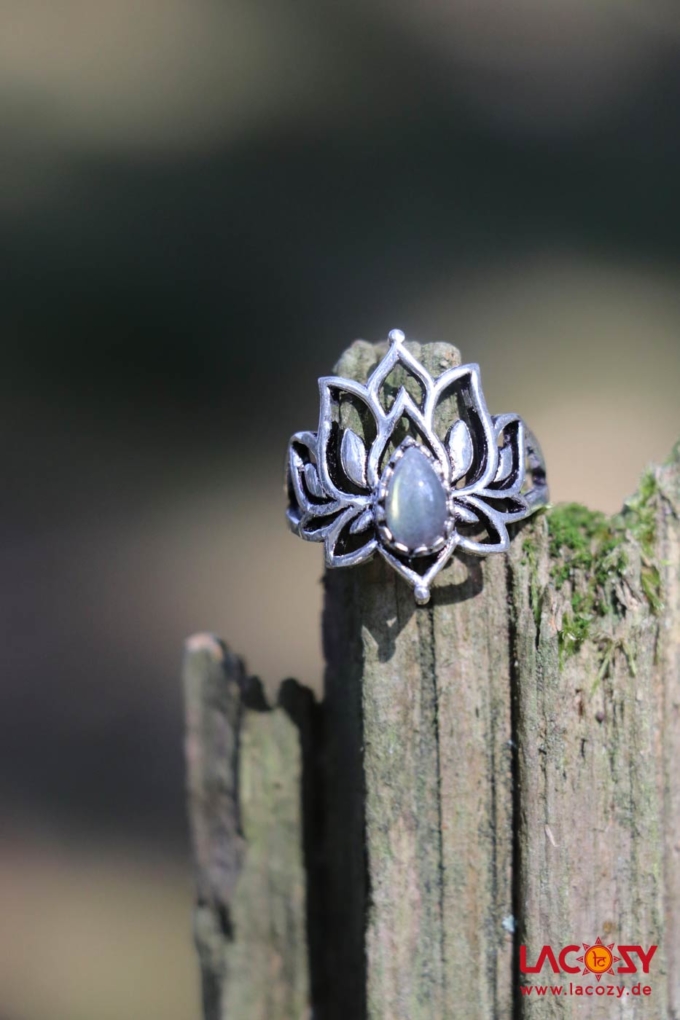 LOTUS Silberring mit Labradorit – Bild 3