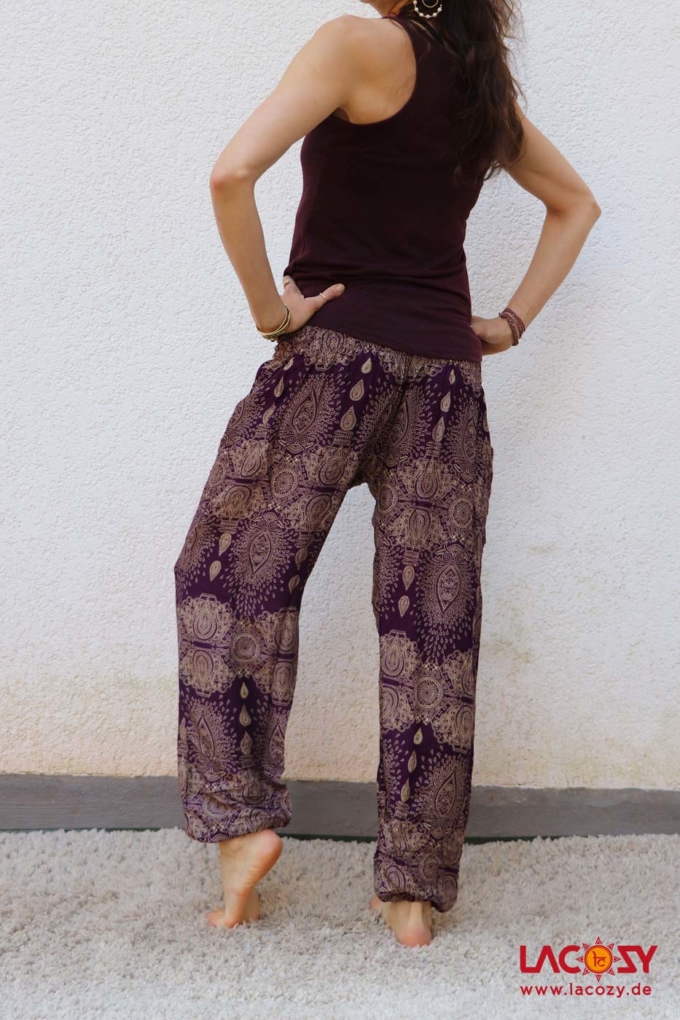 Geschmeidige Pumphose mit PAISLEY Motiv Aubergine | Creme – Bild 3