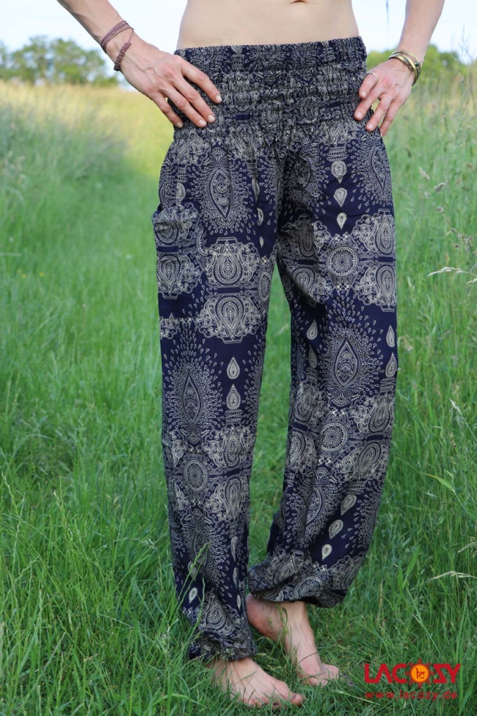 Luftige Pumphose mit Paisley Muster / Dunkelblau – Bild 6
