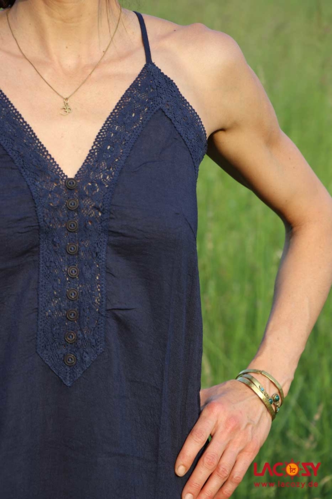 Langes Kleid ROYAI mit Blumenborte Gr. S/M Dunkelblau – Bild 5