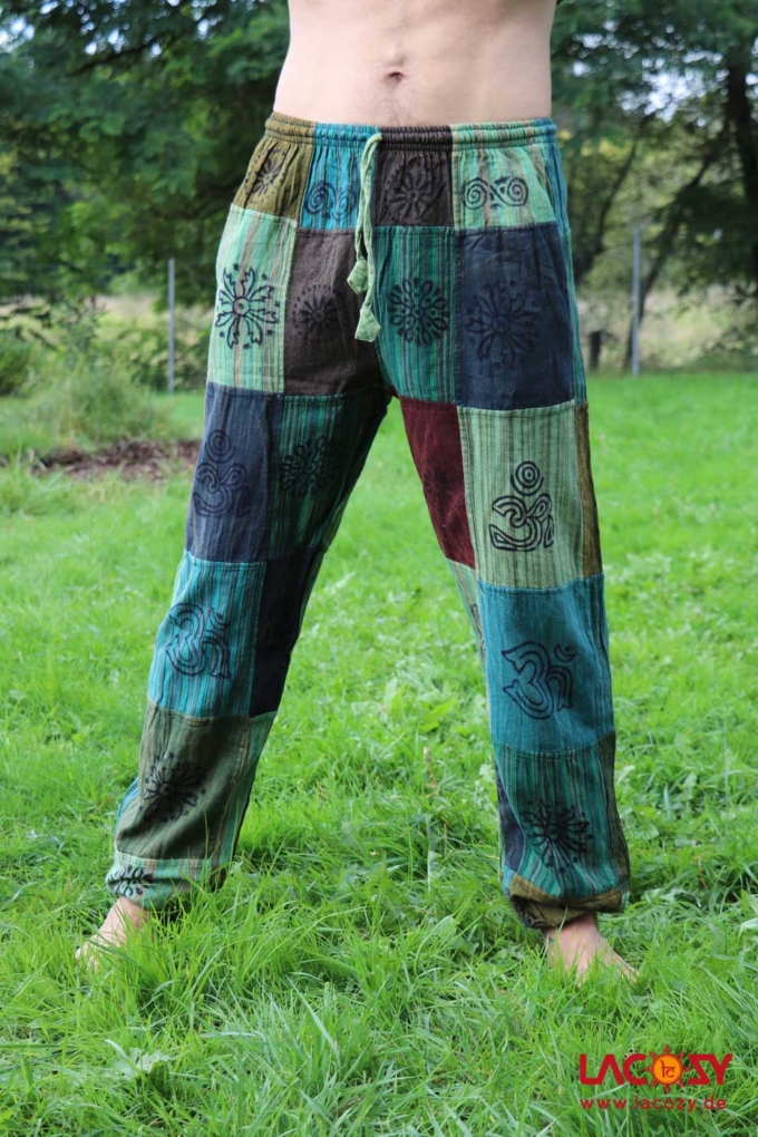 Freizeithose KAYLAH im Patchwork Design mit Blockdruck Grün | Petrol