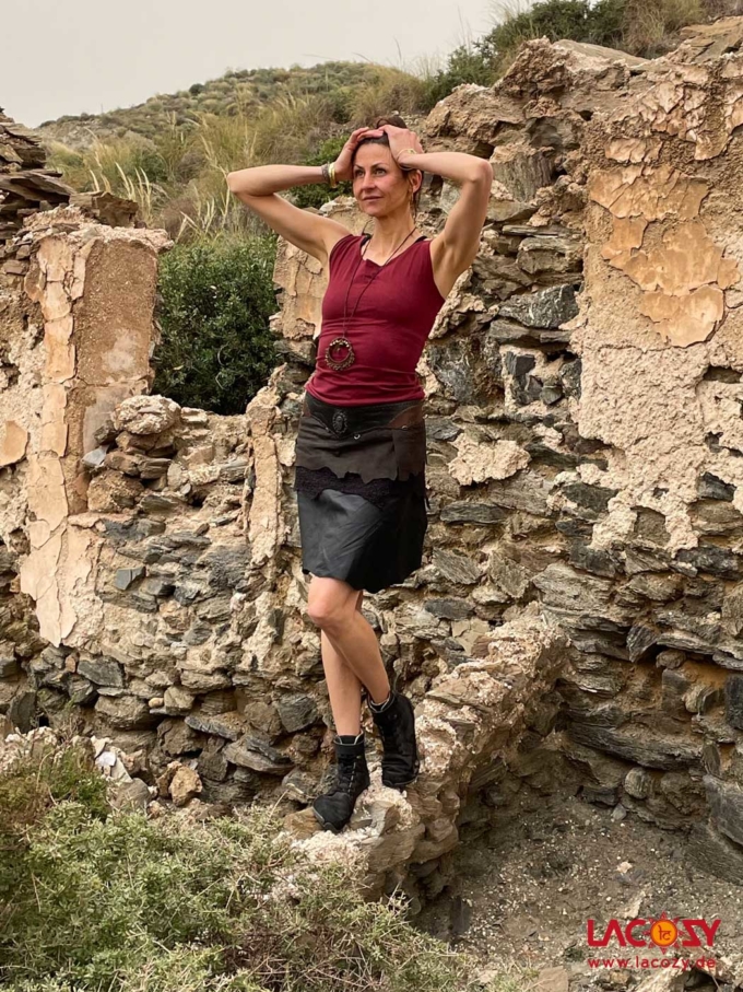 Leder Rock mit Labradorit Schwarz | Braun