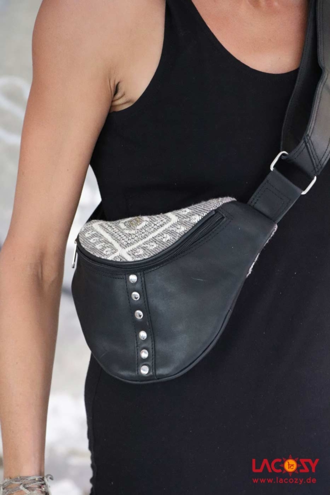 Weiche Leder Bauchtasche LIDA Unisex Schwarz | Silber – Bild 6