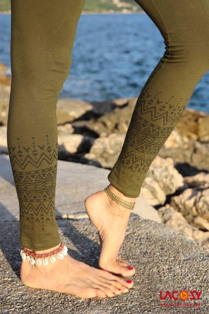 Blockprint Leggins KHAKI | SCHWARZ – Bild 2