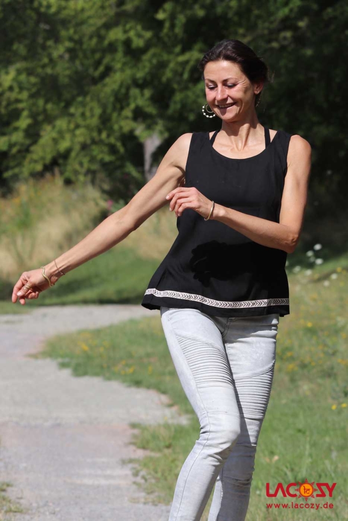 Boho Top LALI Schwarz – Bild 2