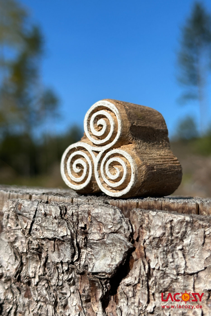 Holzstempel TRISKELE – Bild 3