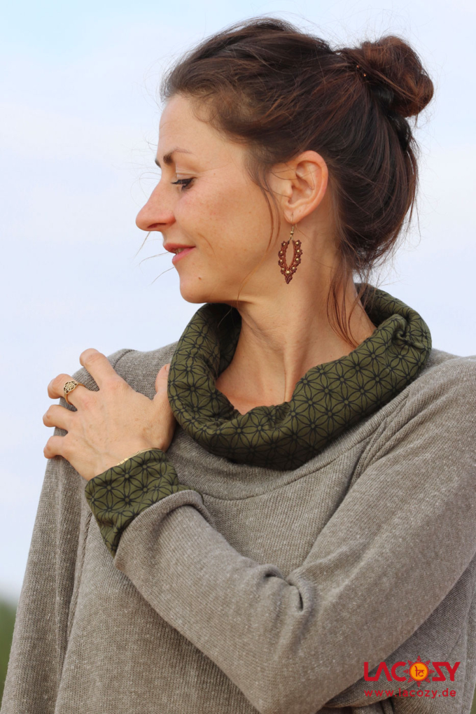 Gemütlicher Pulli LUARA / Grün – Bild 4