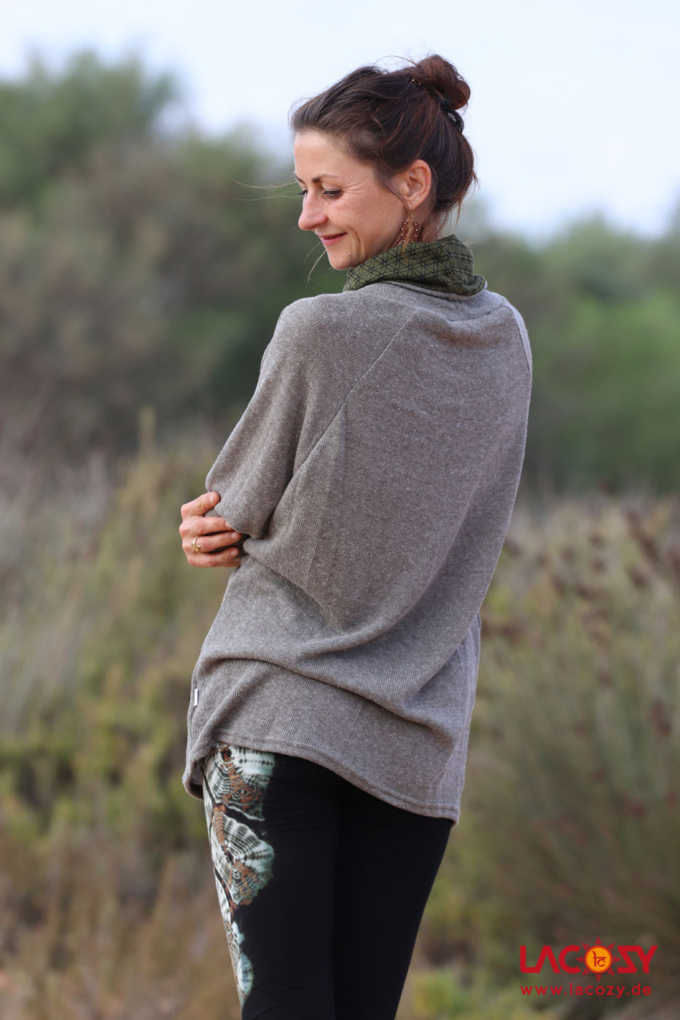 Gemütlicher Pulli LUARA / Grün – Bild 5