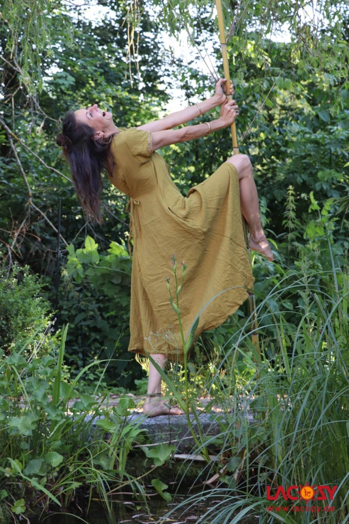 Vokuhila Kleid ENYA | Gelbgrün – Bild 2