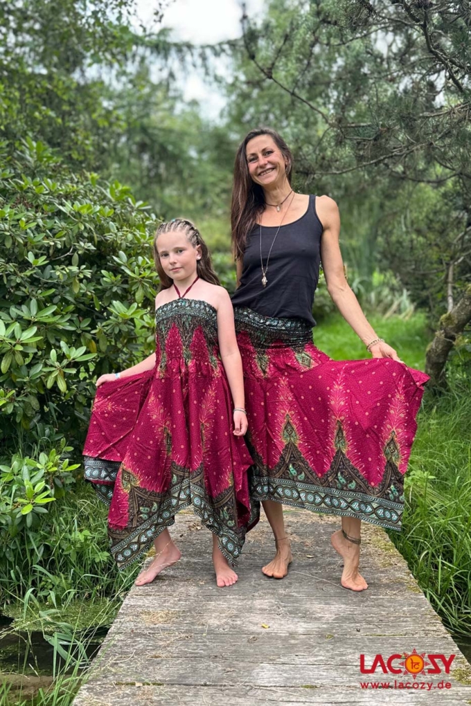 2-in-1: Sommerkleid und Zipfelrock PFAUENFEDER | Rot