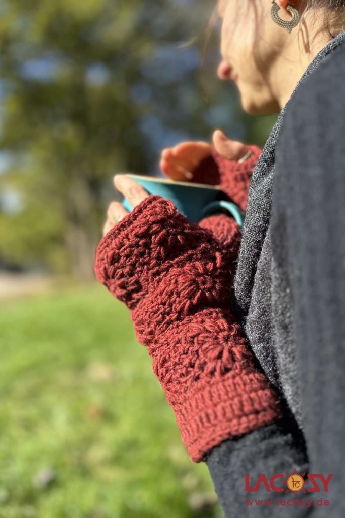 Warme Handstulpen | Pulswärmer | Unisex | HERBSTROT – Bild 2