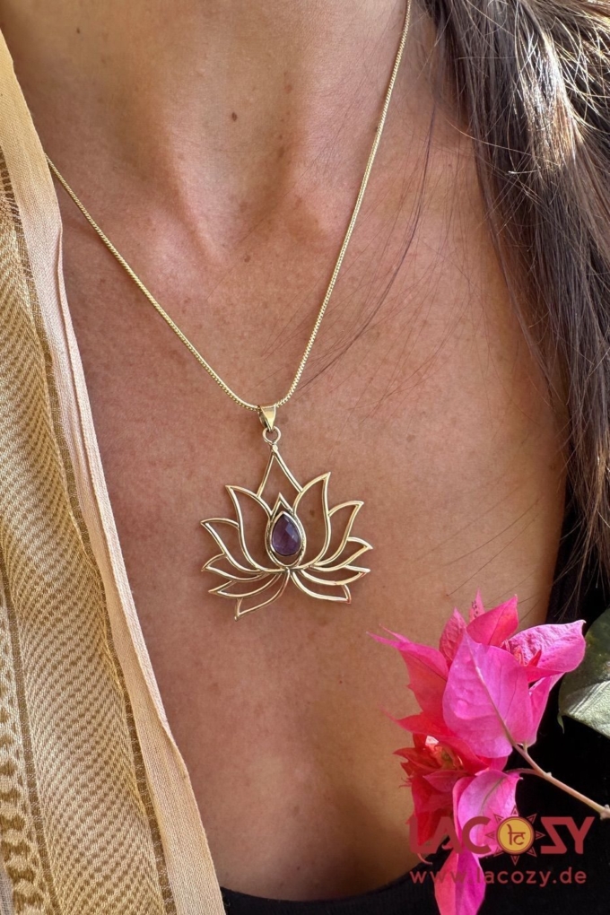 Filigrane Lotus Kette mit AMETHYST oder MONDSTEIN | Gold