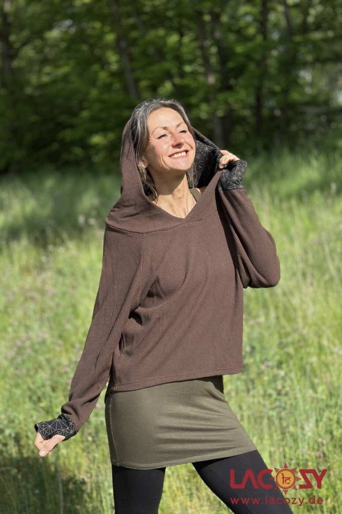 Lässiger Hoodie AYRI mit Lebensblume Print | BRAUN