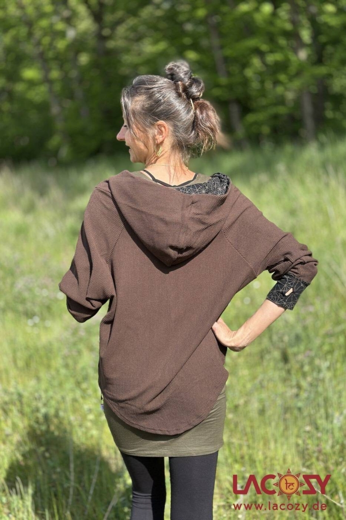 Lässiger Hoodie AYRI mit Lebensblume Print | BRAUN – Bild 3