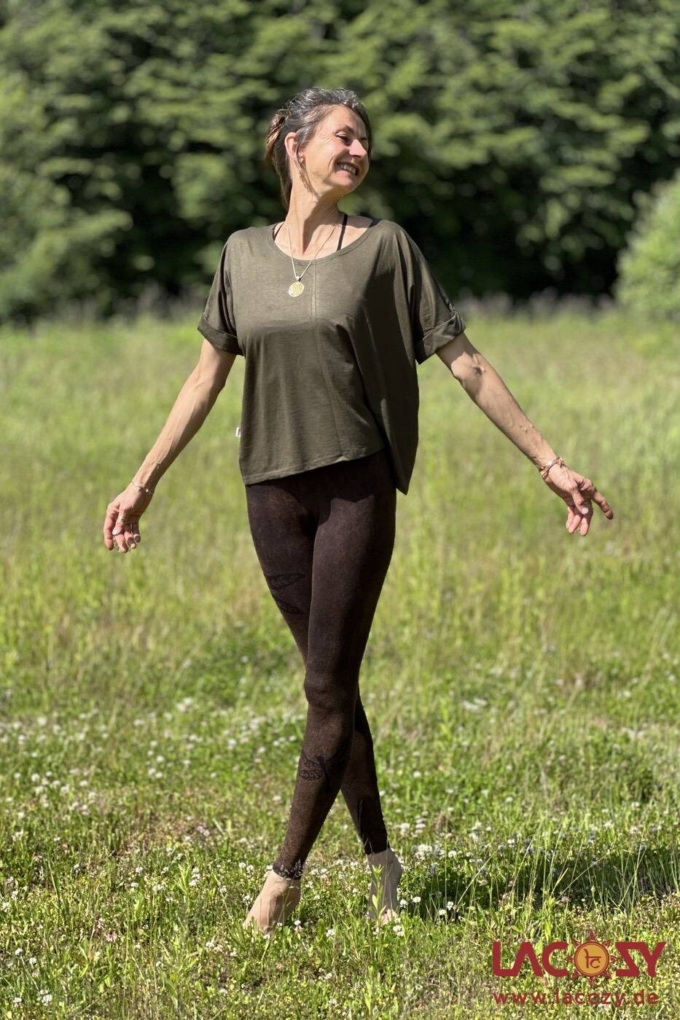 Weiches Basic T-Shirt FIA | Relaxed Yoga Shirt | Khaki – Bild 3