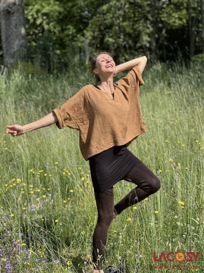 Weites Cropped Shirt ENNI aus Baumwolle | Masala – Bild 6