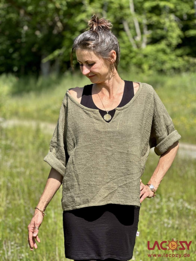 Weites Cropped Shirt ENNI aus Baumwolle | Olivgrün