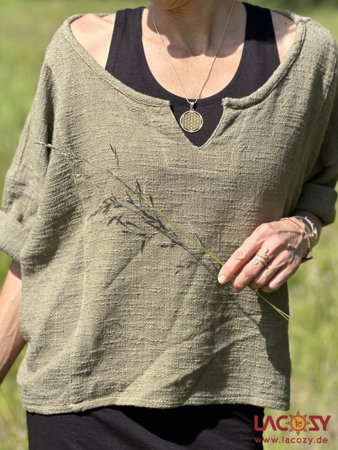 Weites Cropped Shirt ENNI aus Baumwolle | Olivgrün – Bild 4