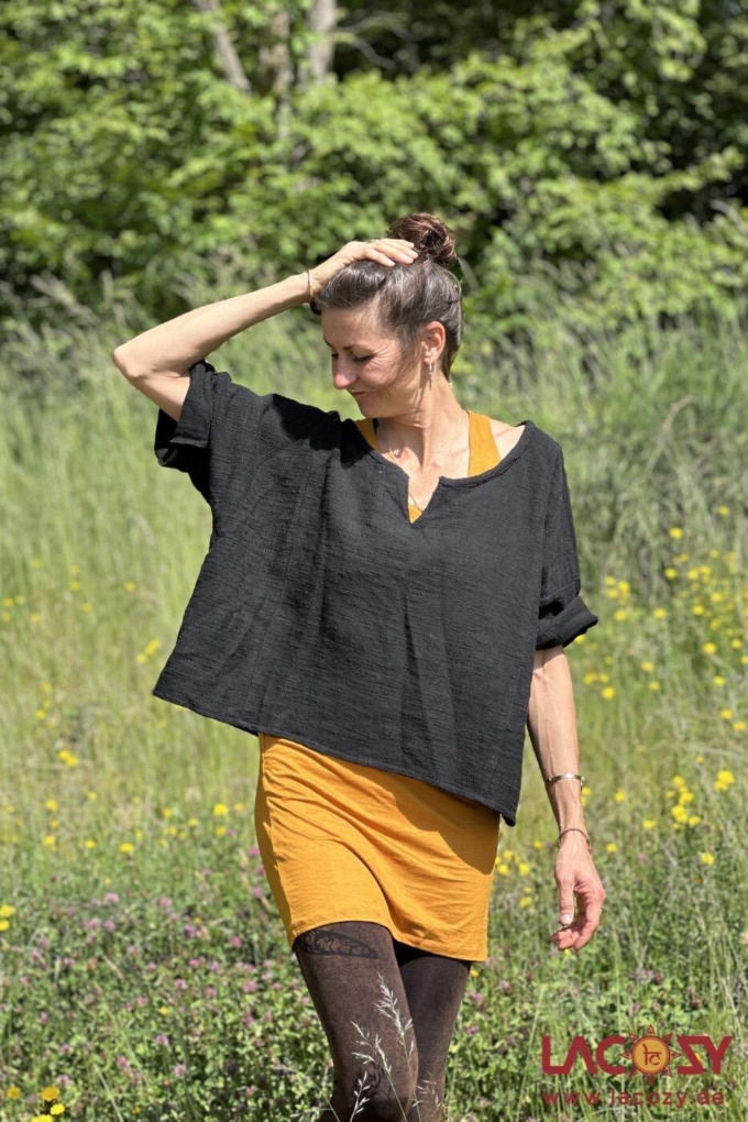 Weites Cropped Shirt ENNI aus Baumwolle | Schwarz – Bild 5