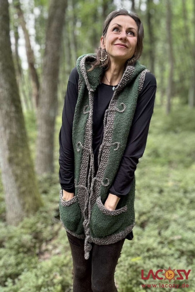 Strickweste | Pixie Weste SITHA aus Schurwolle | Waldgrün – Bild 2