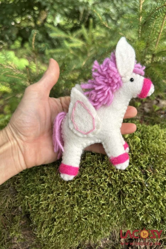 Filz Pegasus FLYNN – der fliegende Schutzengel – Bild 3